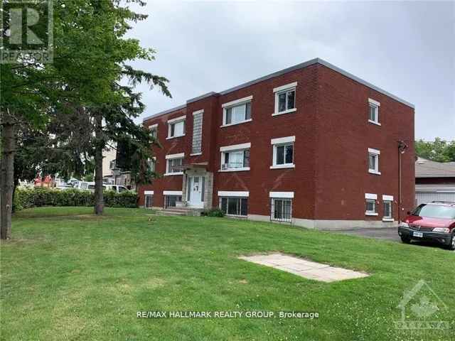 2 - 1064 MERIVALE ROAD, Ottawa, Ontario K1Z6A9