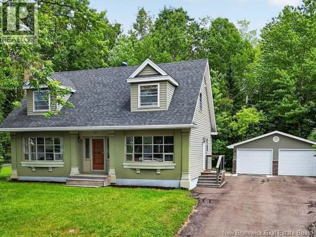 121 Cherrylawn Drive, Moncton, New Brunswick E1G2L5