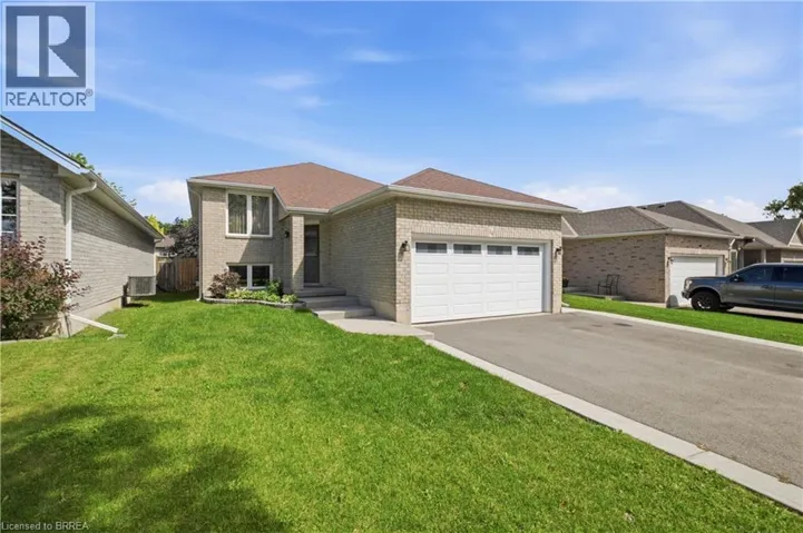 114 DONEGAL Drive, Brantford, Ontario N3T6N4
