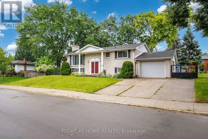 39 SAN FRANCISCO AVENUE, Hamilton (Mountview), Ontario L9C5N8