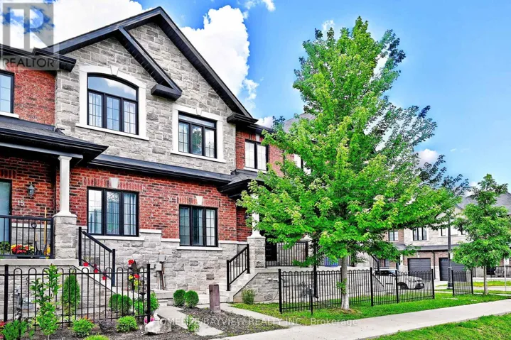 17 ZENYATTA LANE, East Gwillimbury (Holland Landing), Ontario L9N0N7