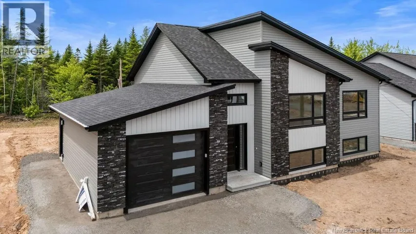 176 Carrington Street, Riverview, New Brunswick E1B5E8