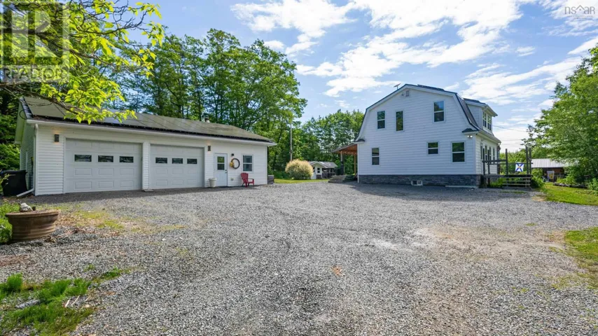35 Riverside Lane, Enfield, Nova Scotia B2T1C8