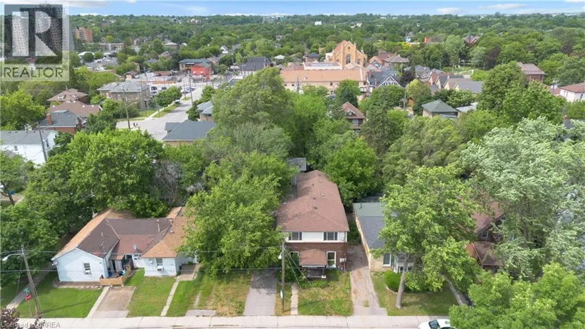 8 VICTORIA Street, Brantford, Ontario N3S3J7