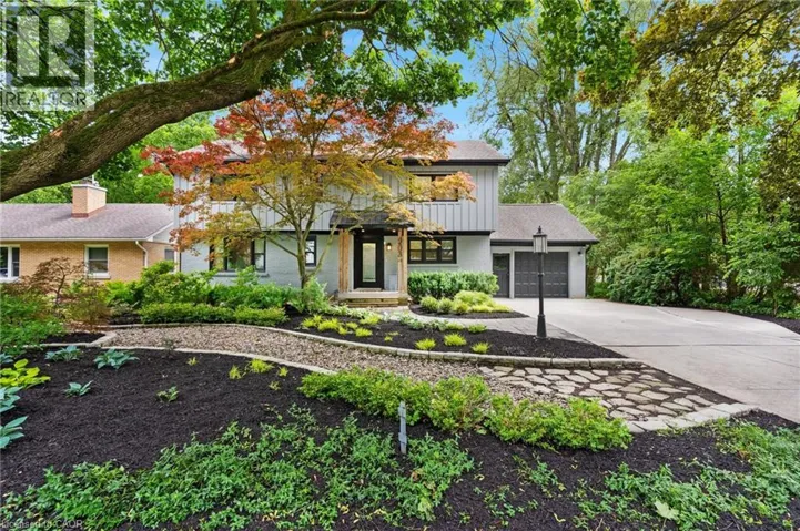203 FORSYTH Drive, Waterloo, Ontario N2L1A1