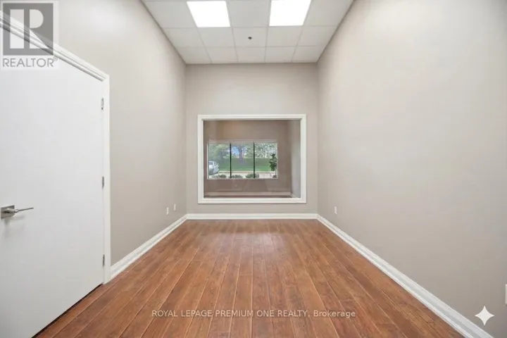 2 - 16 SIMS CRESCENT, Richmond Hill (Beaver Creek Business Park), Ontario L4B2P1