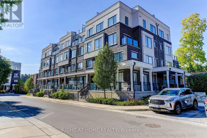 28 - 200 ALEX GARDNER CIRCLE, Aurora (Aurora Village), Ontario L4G3G5