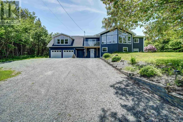 18 Delmerle Drive, Whites Lake, Nova Scotia B3T1W9
