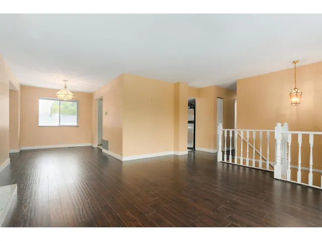 9496 209B CRESCENT, Langley, British Columbia V1M2A9