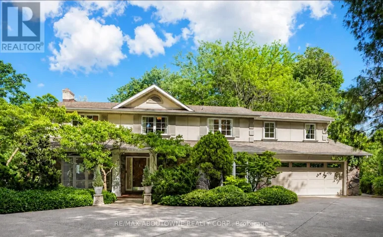 5052 LAKESHORE ROAD, Burlington (Appleby), Ontario L7L1B9