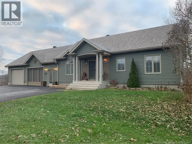 18 Rue Principale, Sainte-Anne-De-Madawaska, New Brunswick E7E1B5