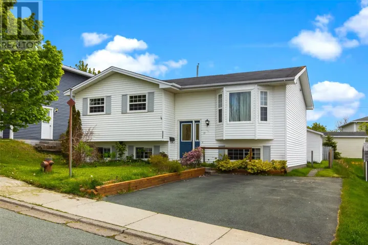 19 Chanterelle Drive, Conception Bay South, Newfoundland & Labrador A1W4E4