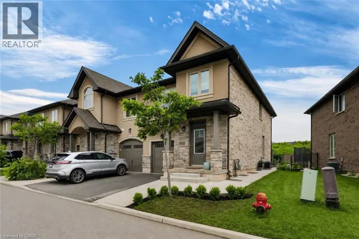 98 SHOREVIEW Place Unit# 27, Stoney Creek, Ontario L8E0J4