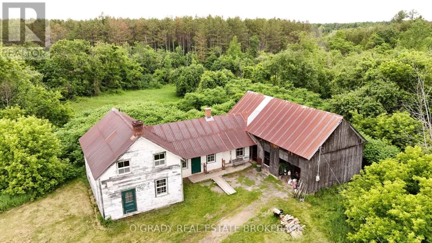 8395 PANA ROAD, Ottawa, Ontario K0A2P0
