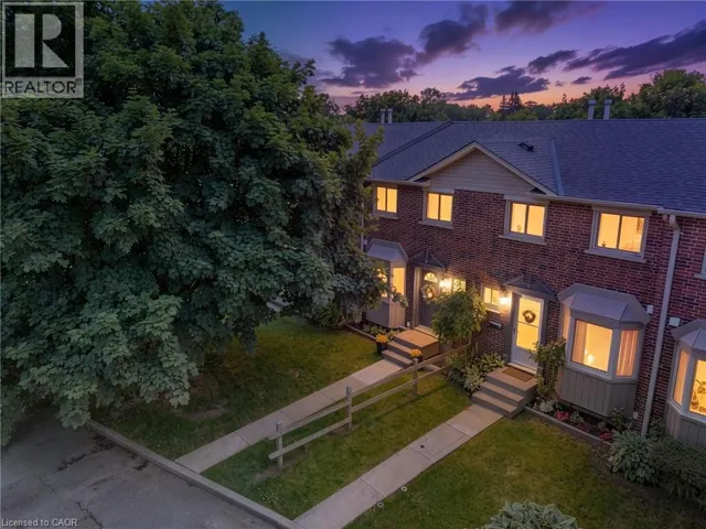 149 BRANTWOOD PARK Road Unit# D, Brantford, Ontario N3P1X9