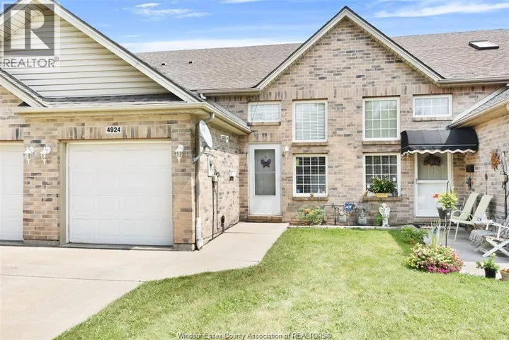 4924 Sixth STREET, Windsor, Ontario N9E4X2