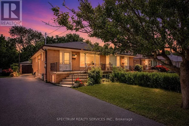 37 NEWLIN CRESCENT, Toronto (Glenfield-Jane Heights), Ontario M3L1X5
