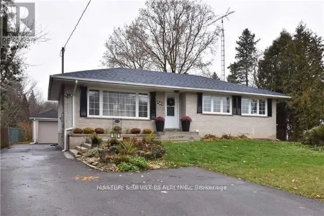 305 SUNSET MAIN LEVEL BOULEVARD, Whitchurch-Stouffville (Stouffville), Ontario L4A3A4