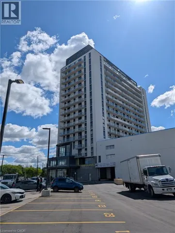 33 ERIE Avenue Unit# 305, Brantford, Ontario N3S2E7