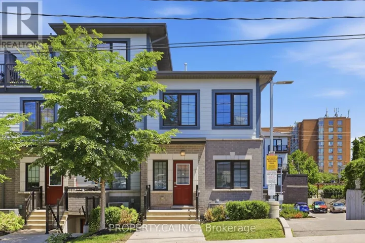 7 FORBES AVENUE, Toronto (Keelesdale-Eglinton West), Ontario M6M0B5