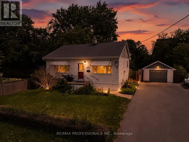 1045 HELENA STREET, Burlington (Freeman), Ontario M7R3V5