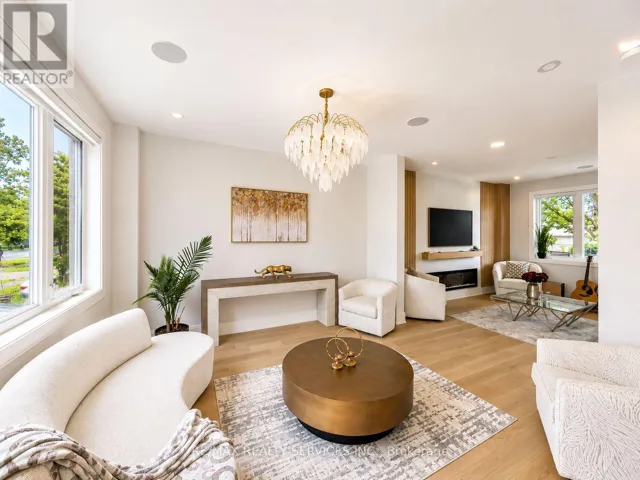 519 THIRD LINE, Oakville (WO West), Ontario L6L4A8