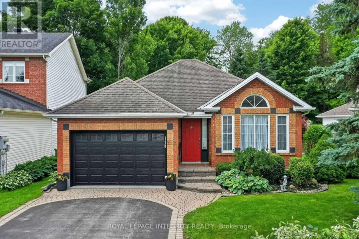 1535 BONNEVILLE CRESCENT, Ottawa, Ontario K1C7M9