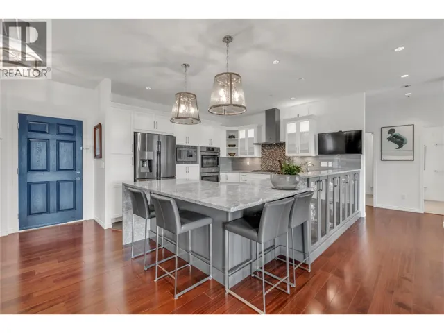 3388 Skaha Lake Road Unit# 1103, Penticton, British Columbia V2A6G4