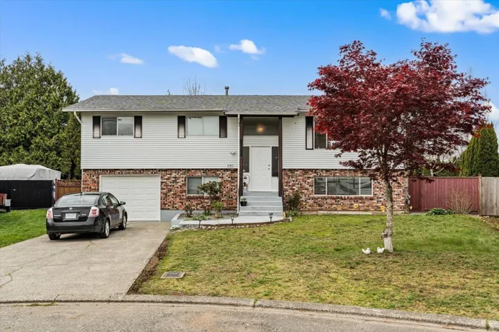 3180 CORONATION COURT, Abbotsford, British Columbia V2T4J7