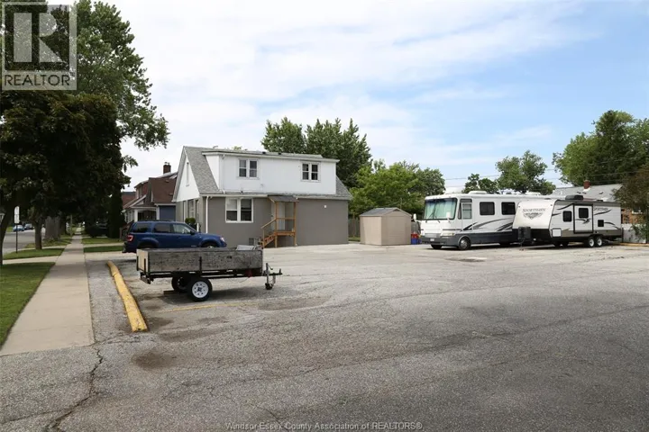 V/L CADILLAC, Windsor, Ontario N8W3Y4