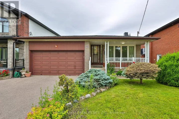 16 JOCADA ROAD, Toronto (Maple Leaf), Ontario M6L2J3