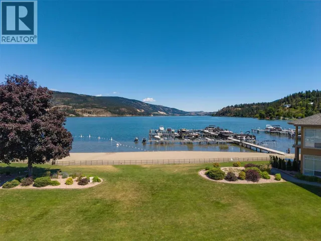 3570 Woodsdale Road Unit# 204, Lake Country, British Columbia V4V1Y9