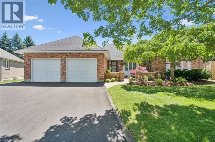 22 LYLE Place, Guelph, Ontario N1L1A8