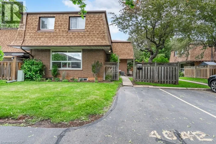 4042 LONGMOOR Drive Unit# 4, Burlington, Ontario L7L1X2