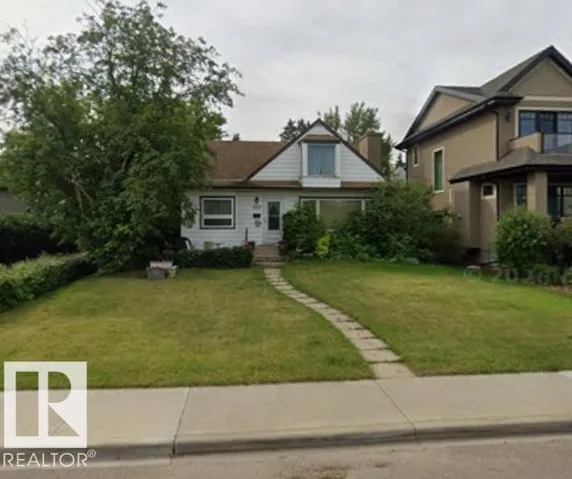 8931 STRATHEARN DR NW, Edmonton, Alberta T6C4C8