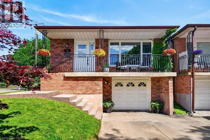 102 BIRCHLAWN Drive, Stoney Creek, Ontario L8G4B7