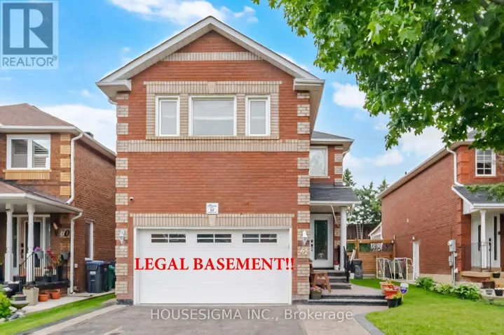 62 RAVENSCLIFFE COURT, Brampton (Northwood Park), Ontario L6X4N9