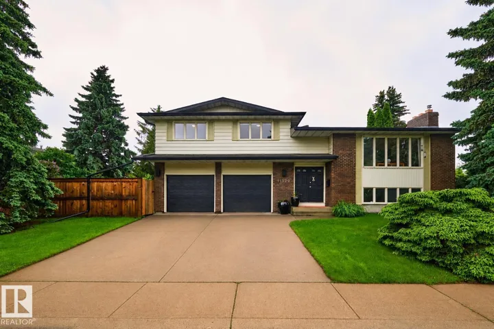 11329 33A AV NW, Edmonton, Alberta T6J4G1