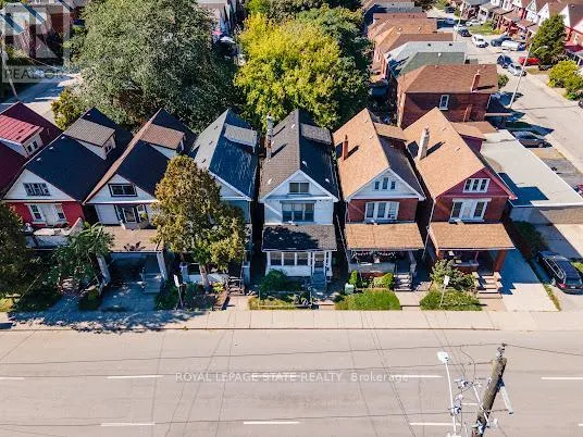 35 SHERMAN AVENUE N, Hamilton (Gibson), Ontario L8L6L9