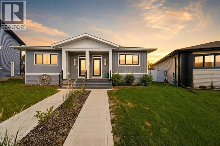 99 Gray Close, Sylvan Lake, Alberta T4S0W4