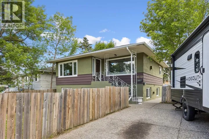 1232 Danloe Street NE, Calgary, Alberta T2E8X6