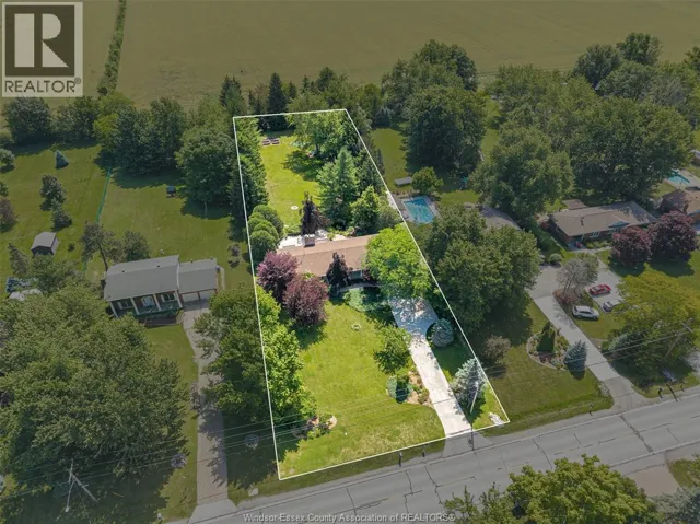 2348 COUNTY RD 27, Woodslee, Ontario N0R1V0