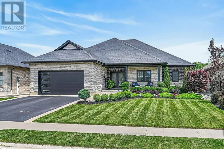 42 BLUENOSE DRIVE, Norfolk (Port Dover), Ontario N0A1N7