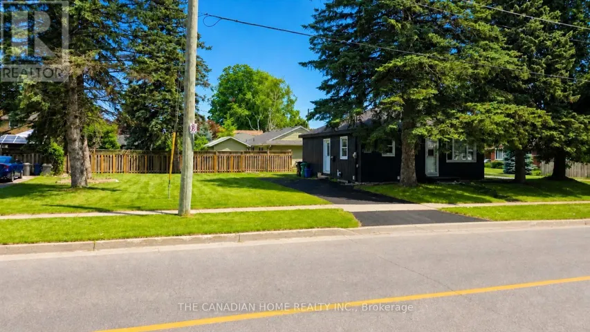 142 WINSTON BOULEVARD, Cambridge, Ontario N3C1L9