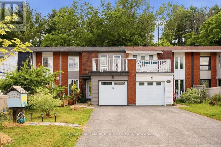67 GRADY CRESCENT, Ottawa, Ontario K2H5S2