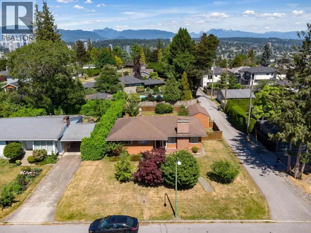 7864 LANGLEY STREET, Burnaby, British Columbia V3N3Z8