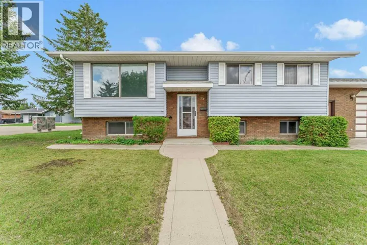 13 Rossland Place SE, Medicine Hat, Alberta T1B1Z8