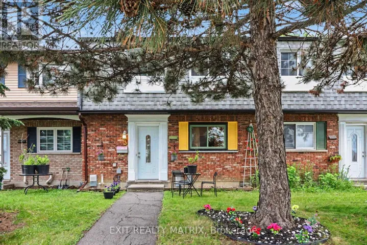 3 - 1661 HERON ROAD, Ottawa, Ontario K1V6A3