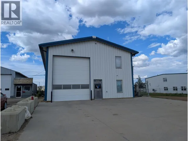 700 115 Avenue, Dawson Creek, British Columbia V1G3B8