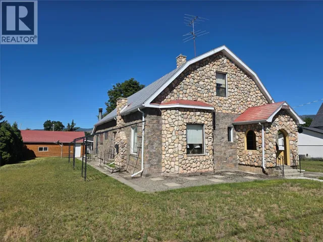 7277 8th Street, Grand Forks, British Columbia V0H1H9